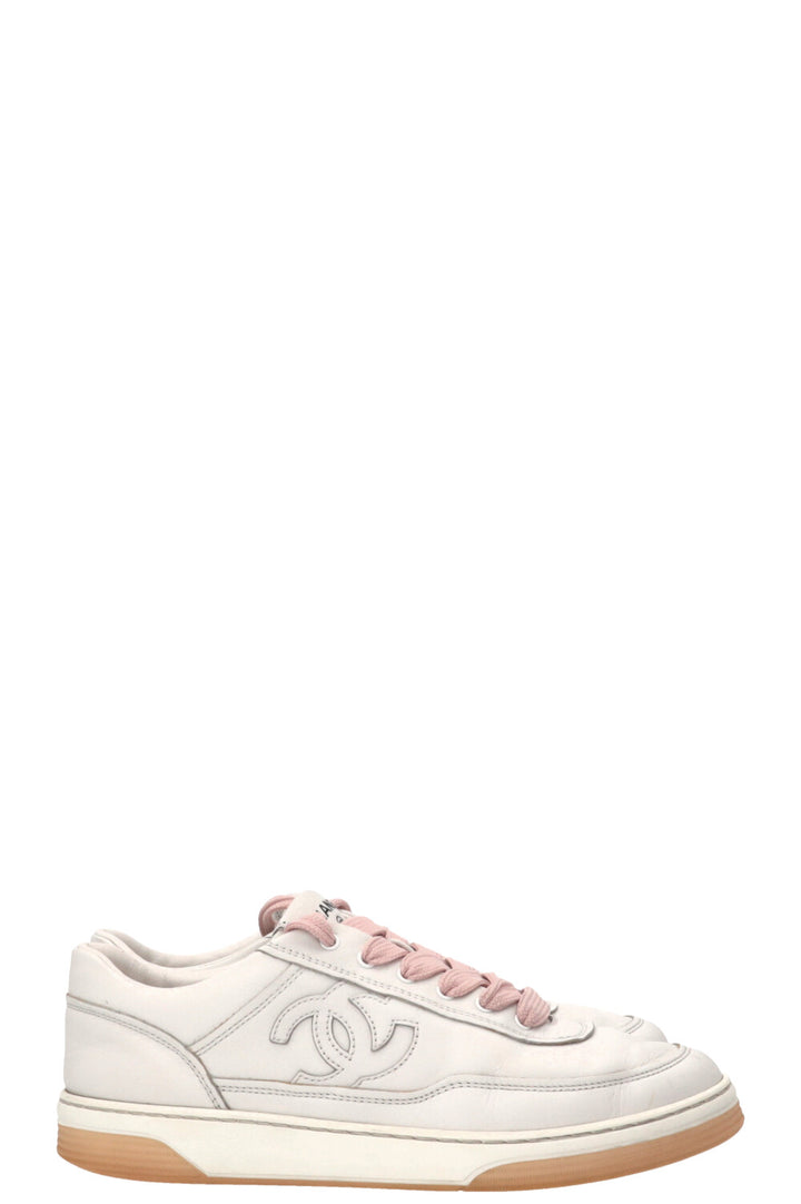 CHANEL CC Runner Sneaker White Pink