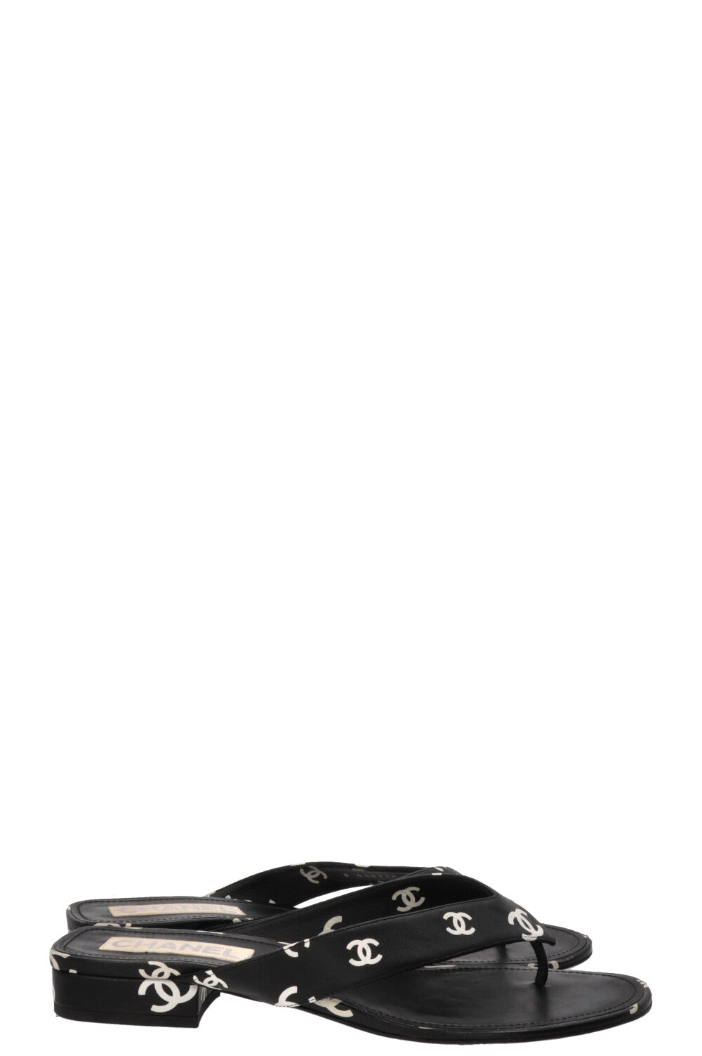 CHANEL CC Tongs Blanc Noir