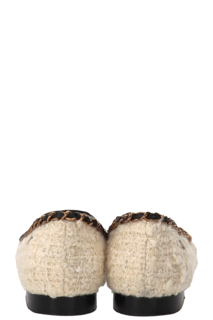 CHANEL Ballerines Classiques Tweed Détail Chaîne Blanc Noir