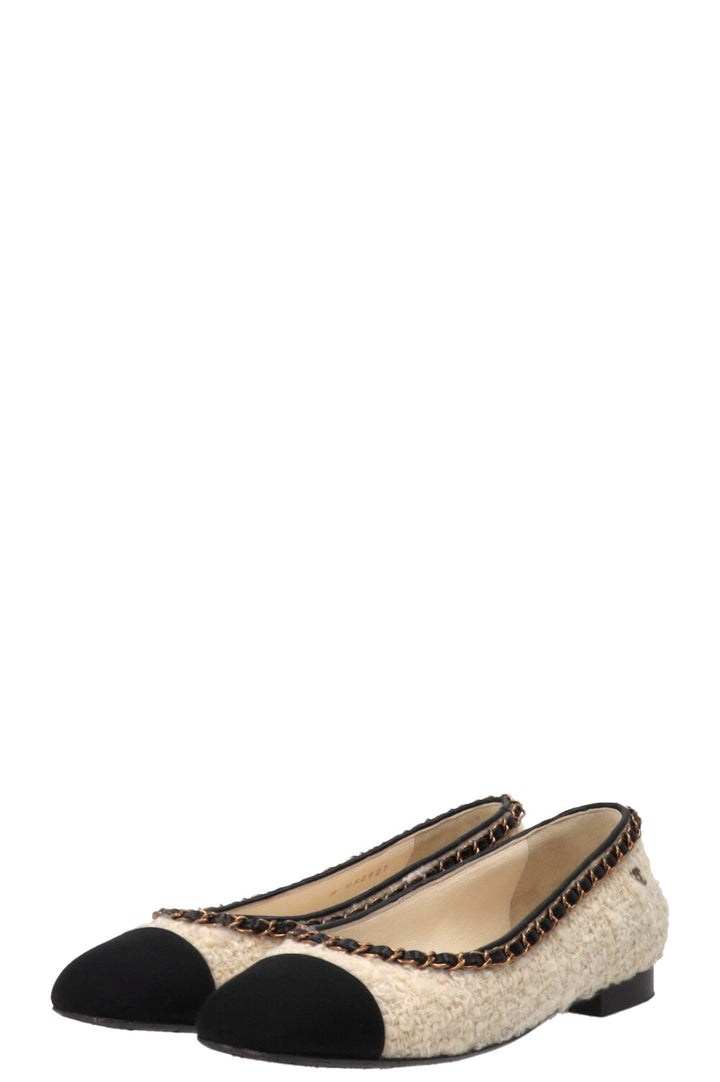 CHANEL Ballerines Classiques Tweed Détail Chaîne Blanc Noir