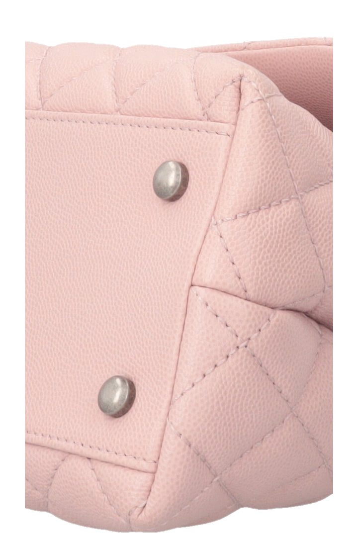 Sac CHANEL Coco Handle en caviar rose
