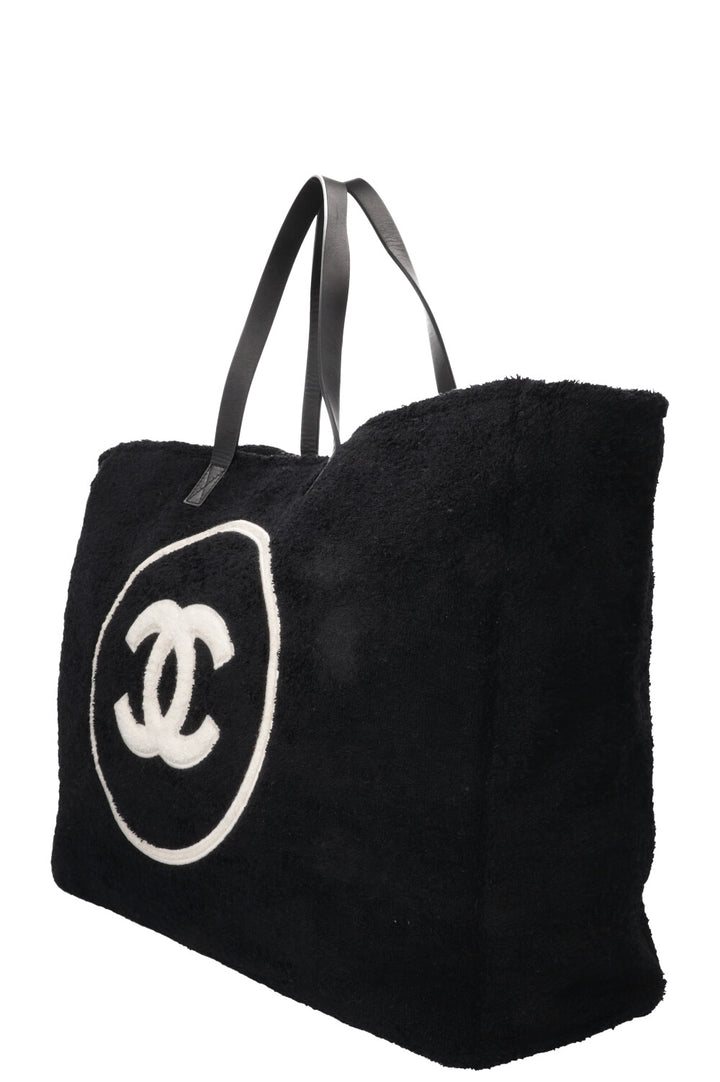 CHANEL Sac cabas Coco Mark éponge noir et blanc