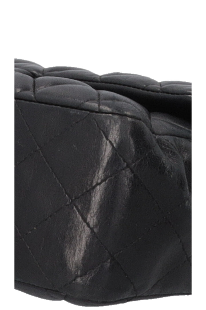 CHANEL Double Flap Bag Medium Lambskin Black
