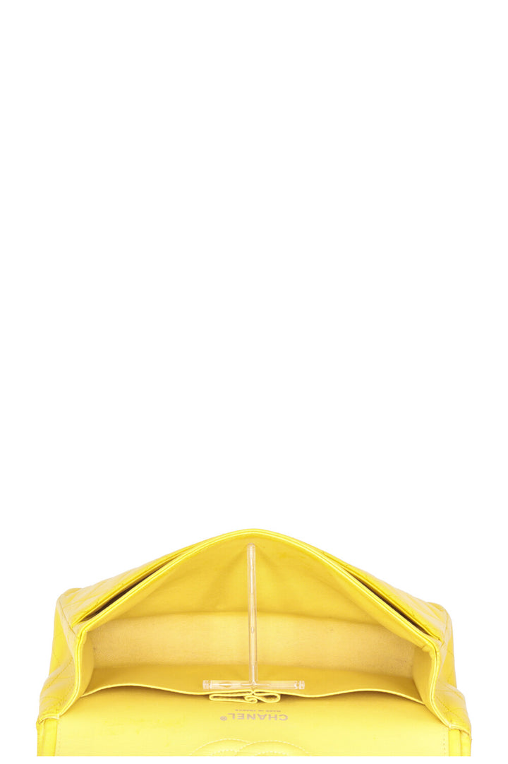 CHANEL Sac Double Rabat Moyen Cuir d'Agneau Jaune