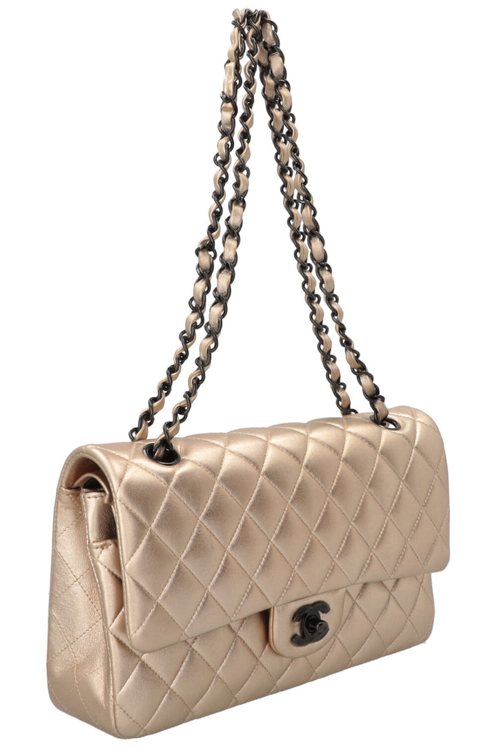 CHANEL Double Flap Bag Medium Cuir Métallisé Champagne