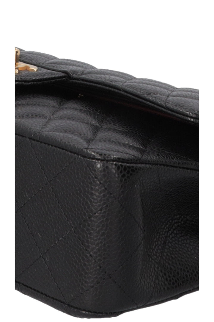 CHANEL Double Flap Medium Caviar Noir