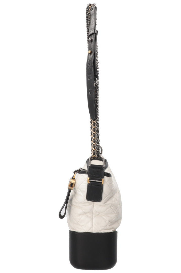 CHANEL Sac Gabrielle Moyen Cuir Blanc