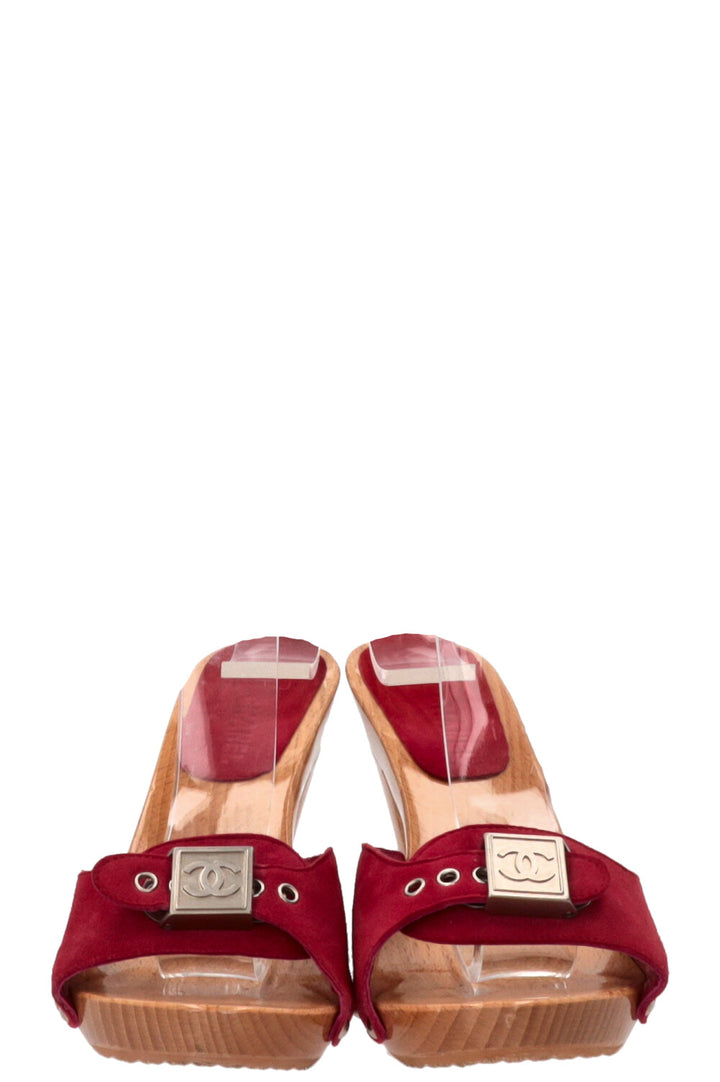 CHANEL Glazed Clogs Wood Suede Red