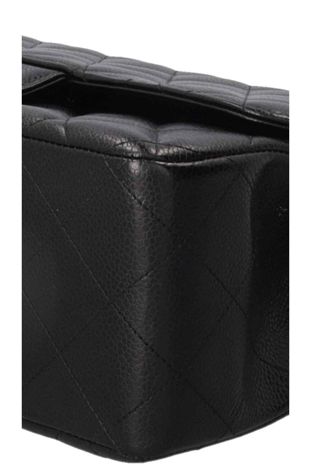 Sac à rabat doublé Chanel grand modèle en cuir caviar noir