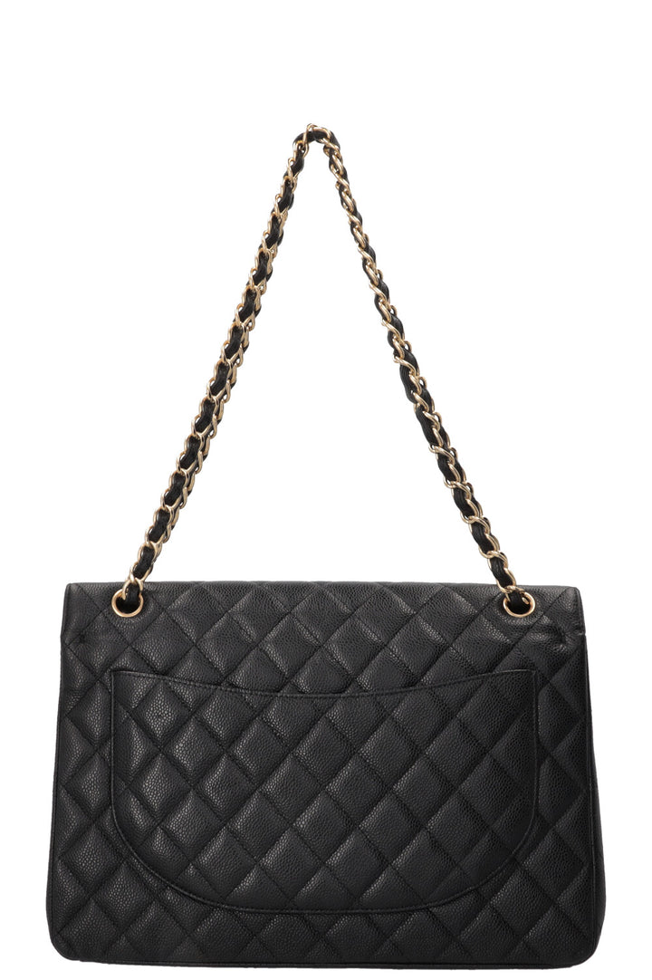 CHANEL Maxi Double Flap en cuir caviar noir