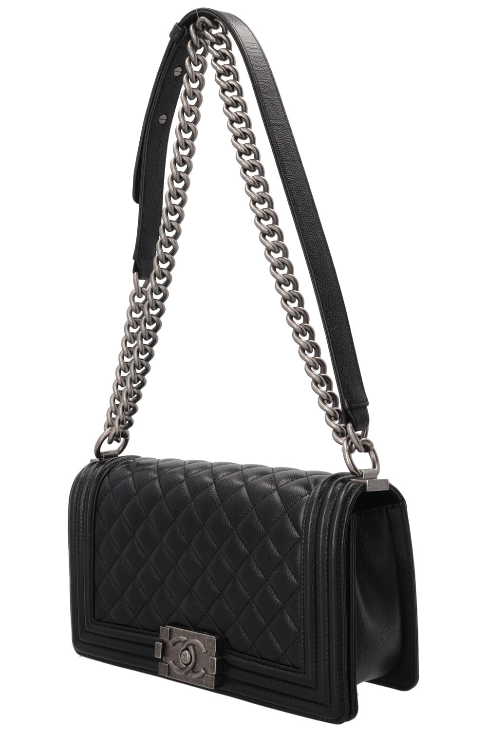 CHANEL Medium Boy cuir caviar noir