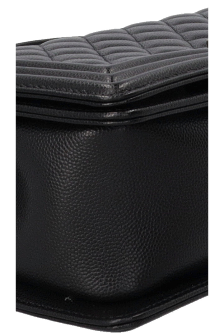 CHANEL Medium Boy cuir caviar noir
