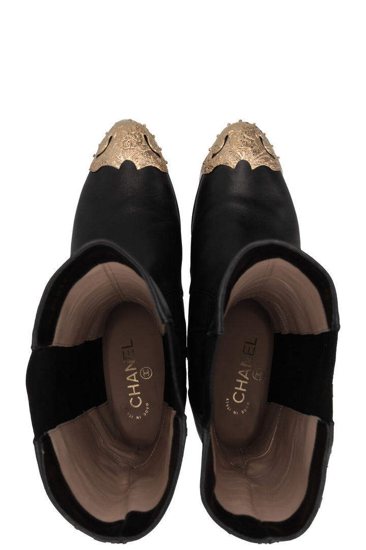 Bottes hautes en cuir noir CHANEL Paris-Dallas