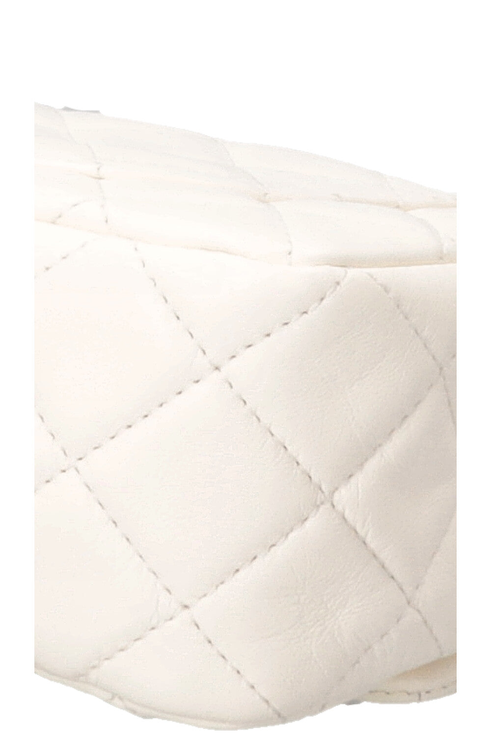 CHANEL Pearl Crush Sac à rabat rectangulaire en cuir blanc