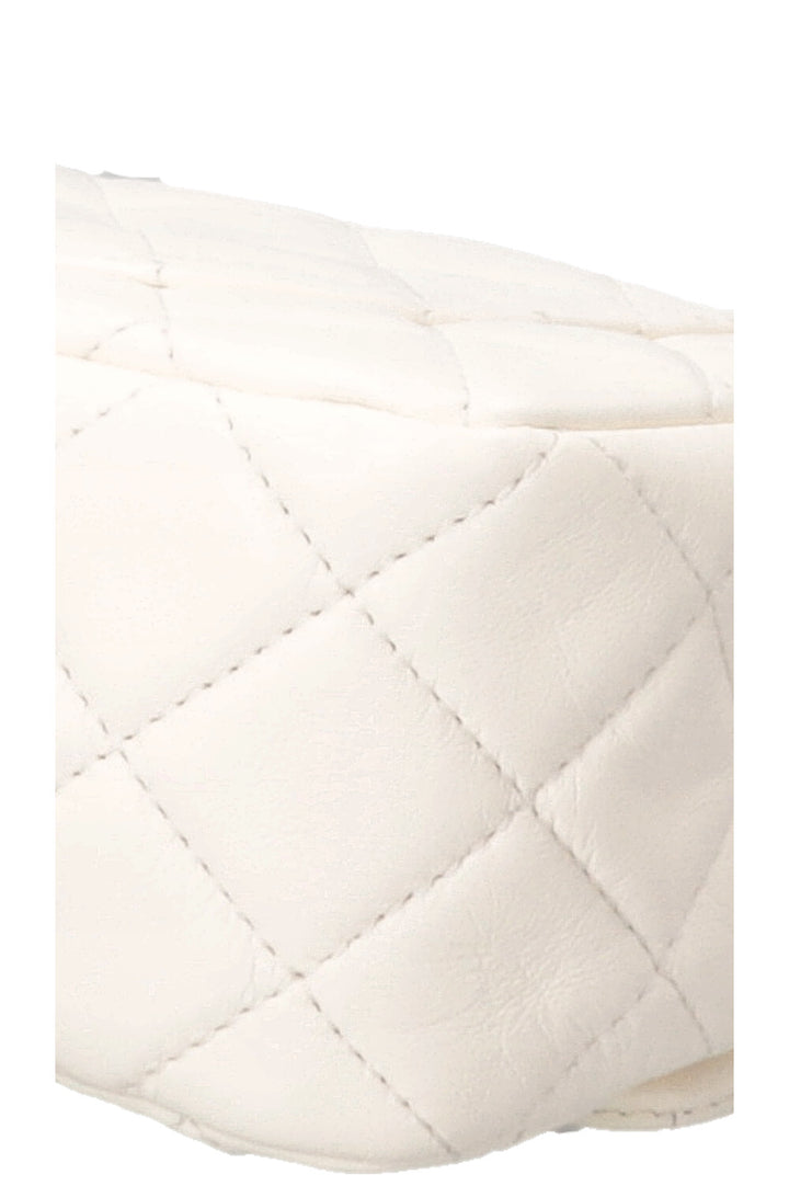 CHANEL Pearl Crush Sac à rabat rectangulaire en cuir blanc