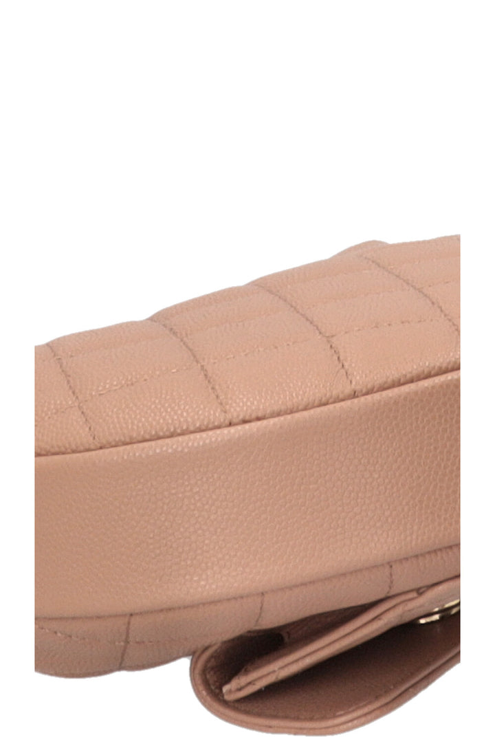 Pochette CHANEL Polly Pocket en cuir caviar beige
