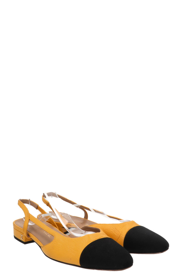 Ballerines slingback CHANEL en cuir jaune