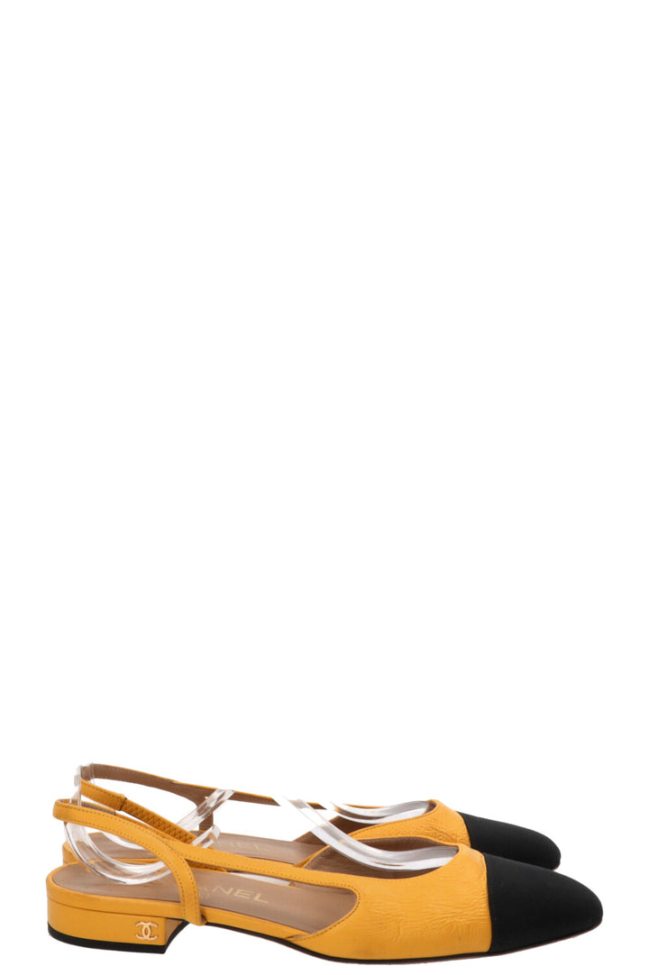 Ballerines slingback CHANEL en cuir jaune