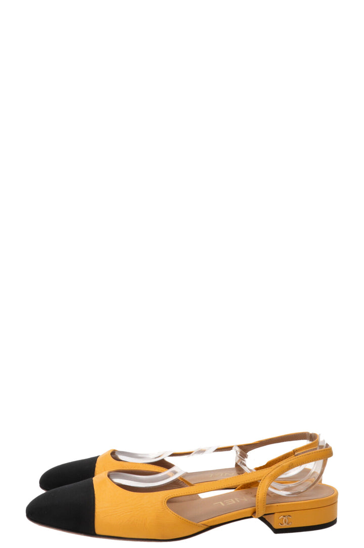 Ballerines slingback CHANEL en cuir jaune