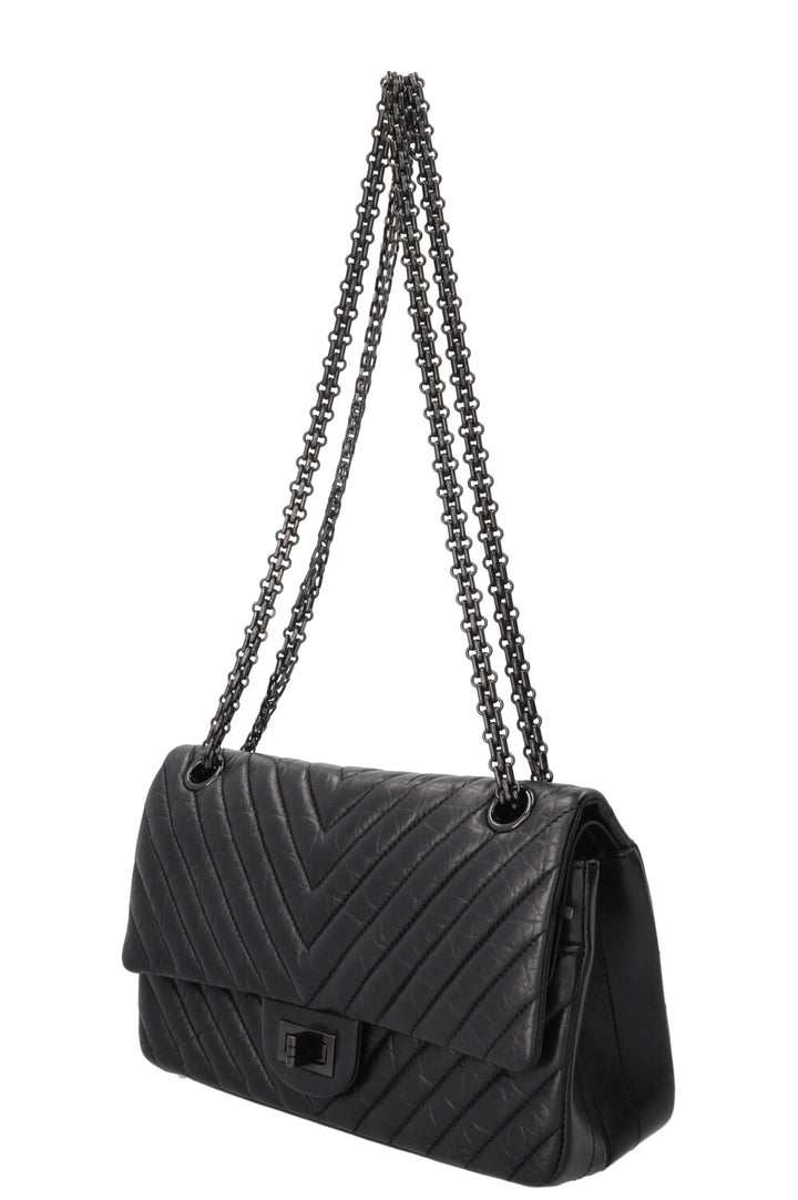 CHANEL Petit 2.55 So Black Veau Chevron Noir