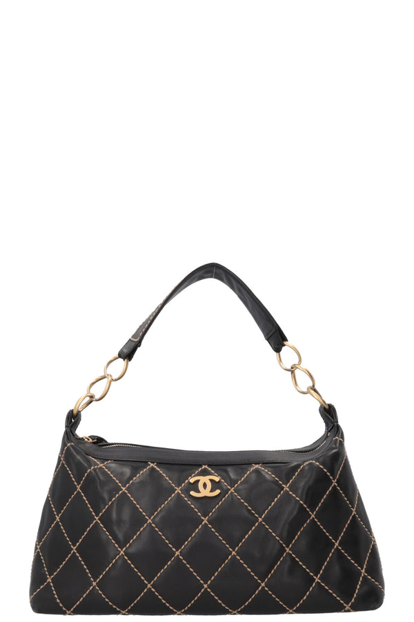CHANEL Surpique CC Shoulder Bag Leather Black
