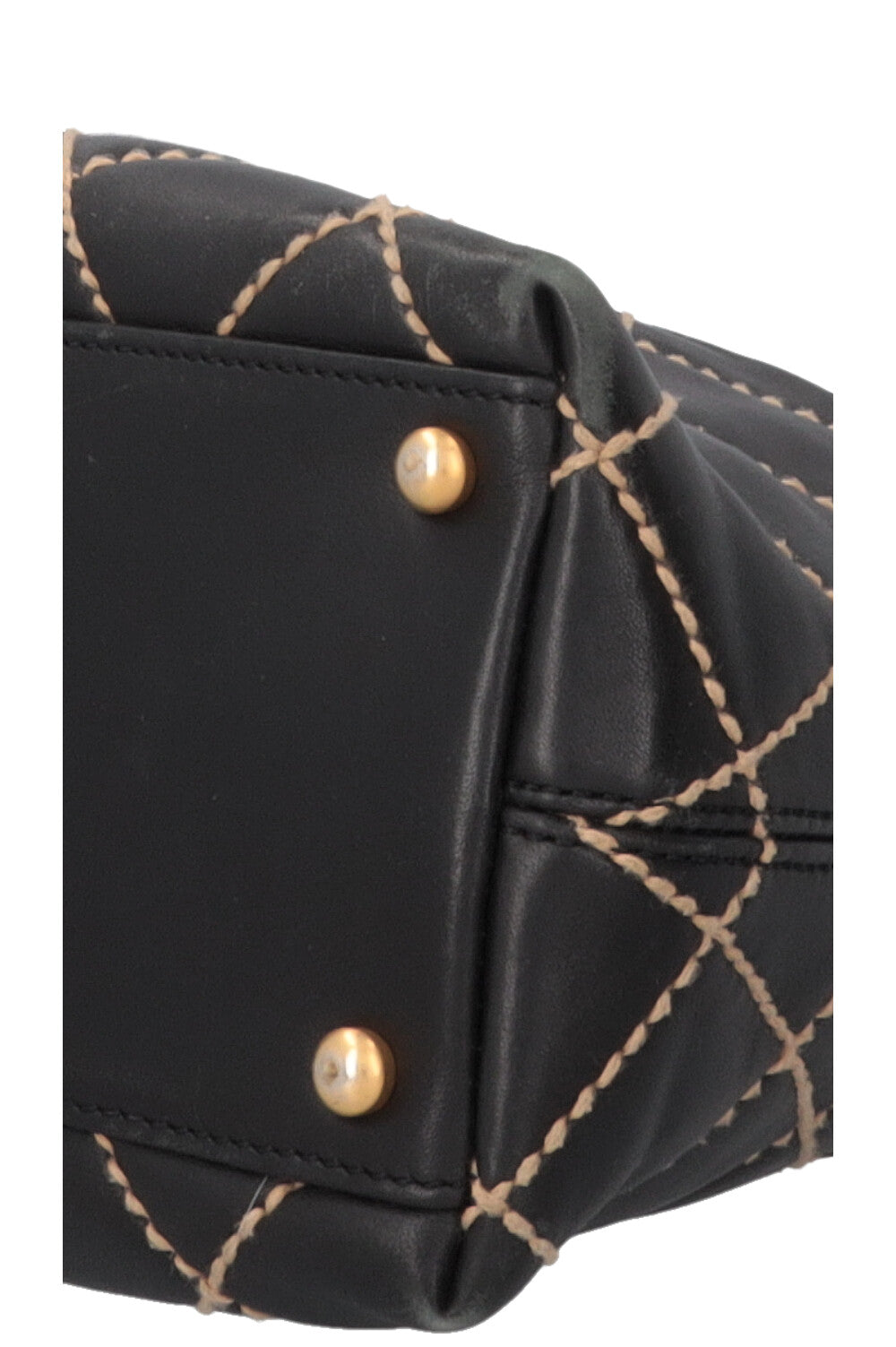 Sac bandoulière CHANEL Surpique CC en cuir noir