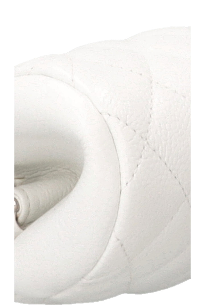CHANEL Timeless Clutch Caviar White