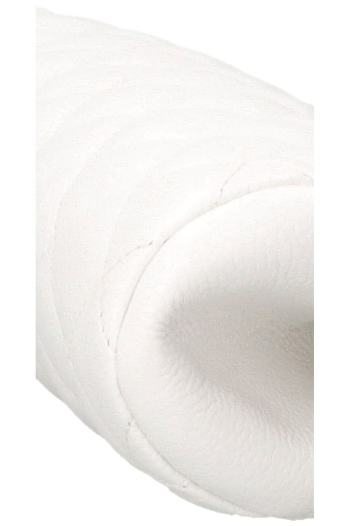 CHANEL Timeless Clutch Caviar White