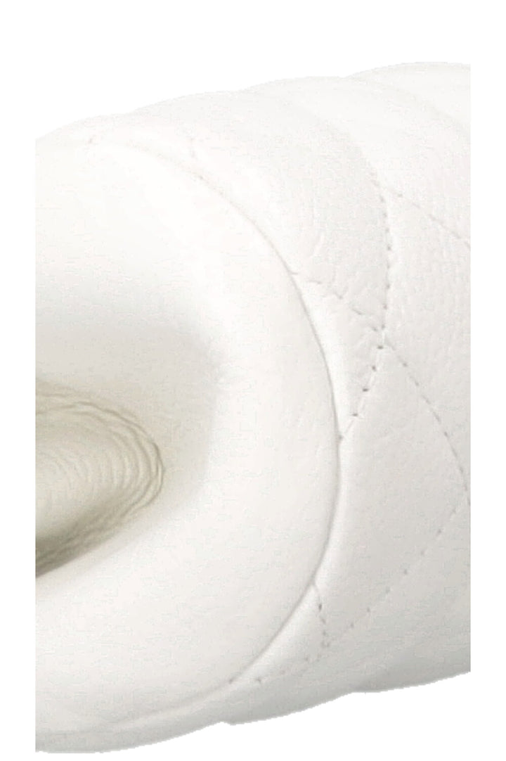 CHANEL Timeless Clutch Caviar White