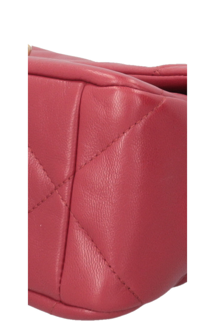 CHANEL 19 Large Red