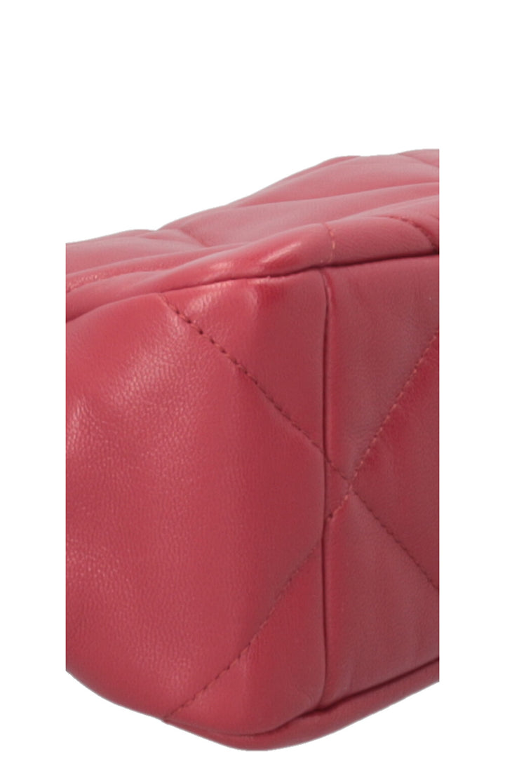 CHANEL 19 Large Red