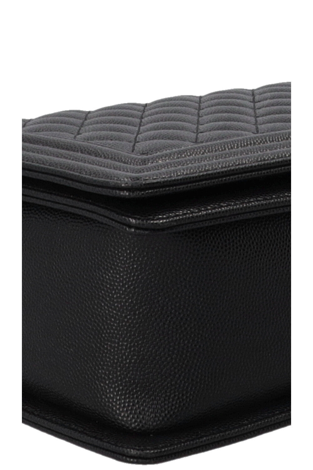 Sac CHANEL Boy moyen en cuir caviar noir