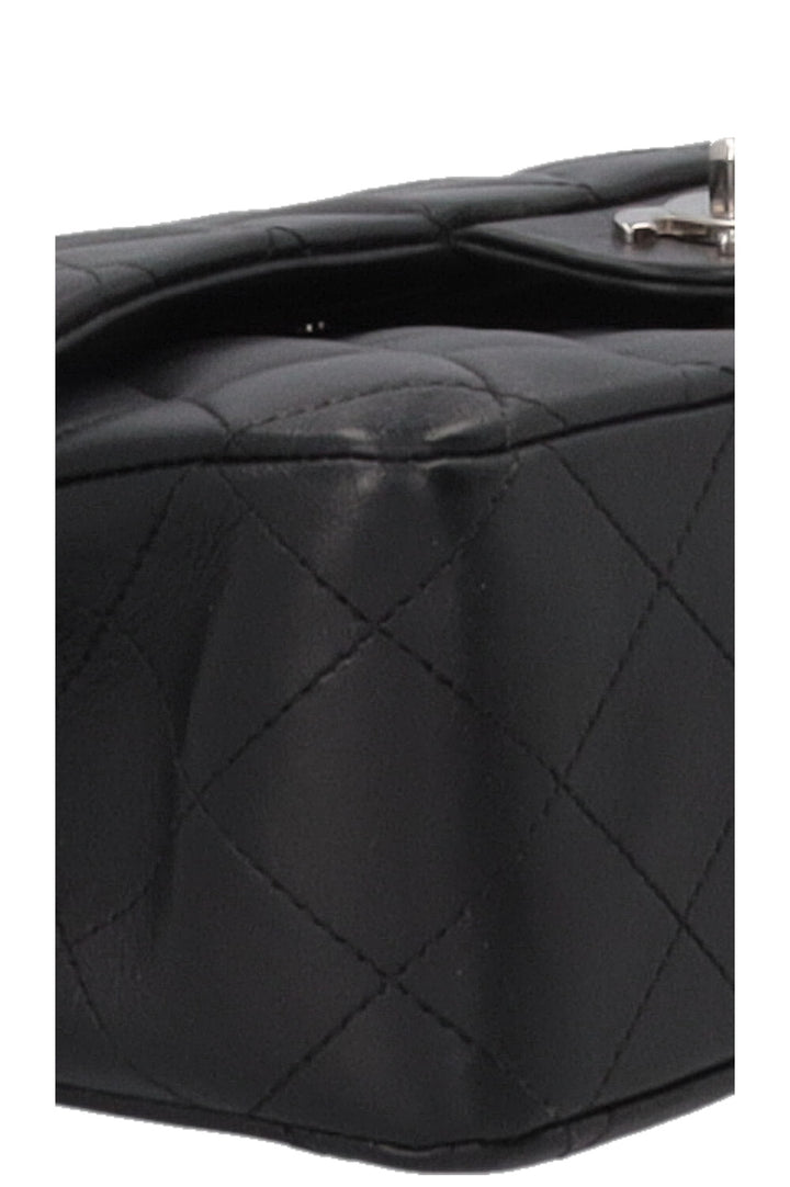 CHANEL Sac à rabat double Medium Cuir Noir