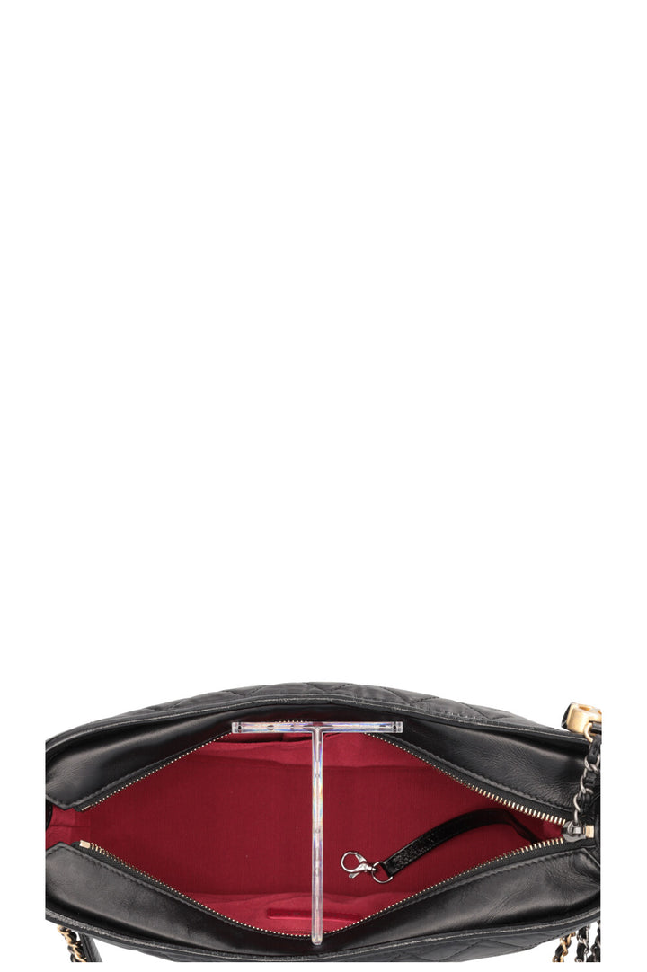 Sac CHANEL Gabrielle moyen modèle cuir noir