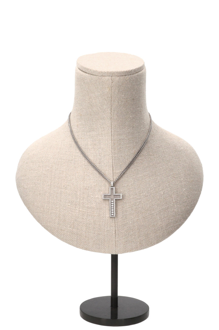 CHOPARD Happy Diamonds Cross Pendant Necklace 18k White Gold Diamonds