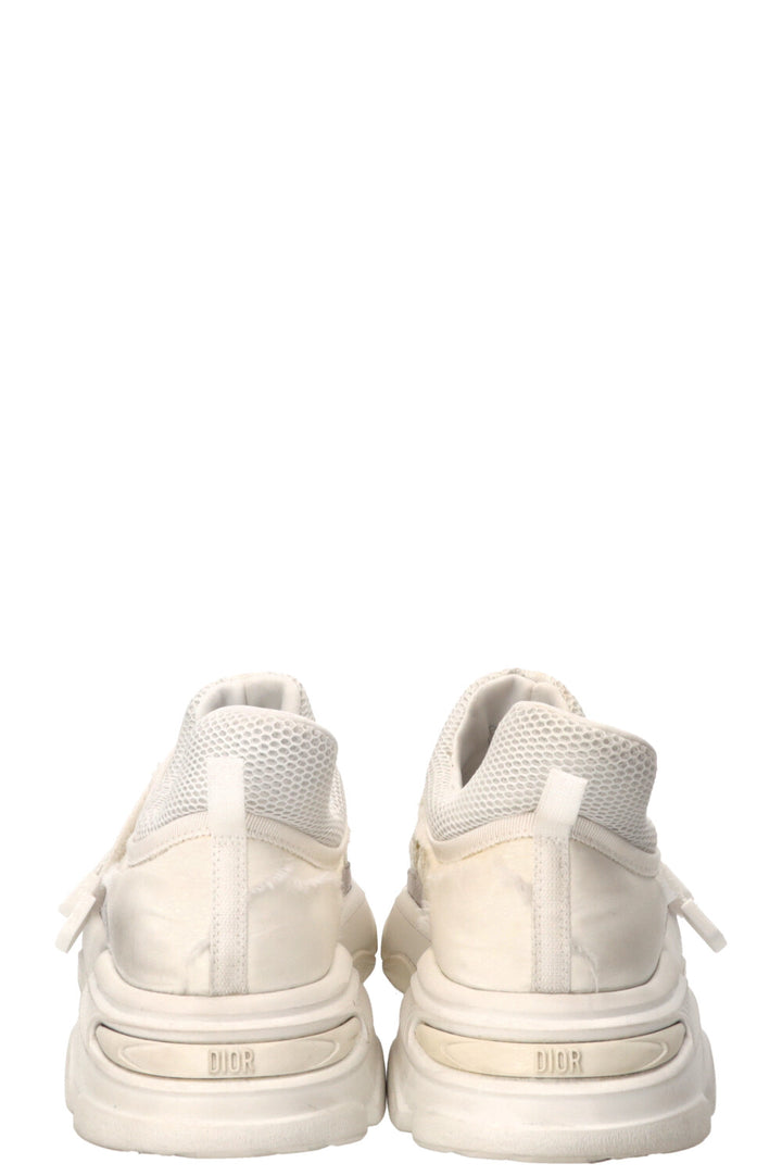 Baskets D-Wander CHRISTIAN DIOR en nylon blanc cassé
