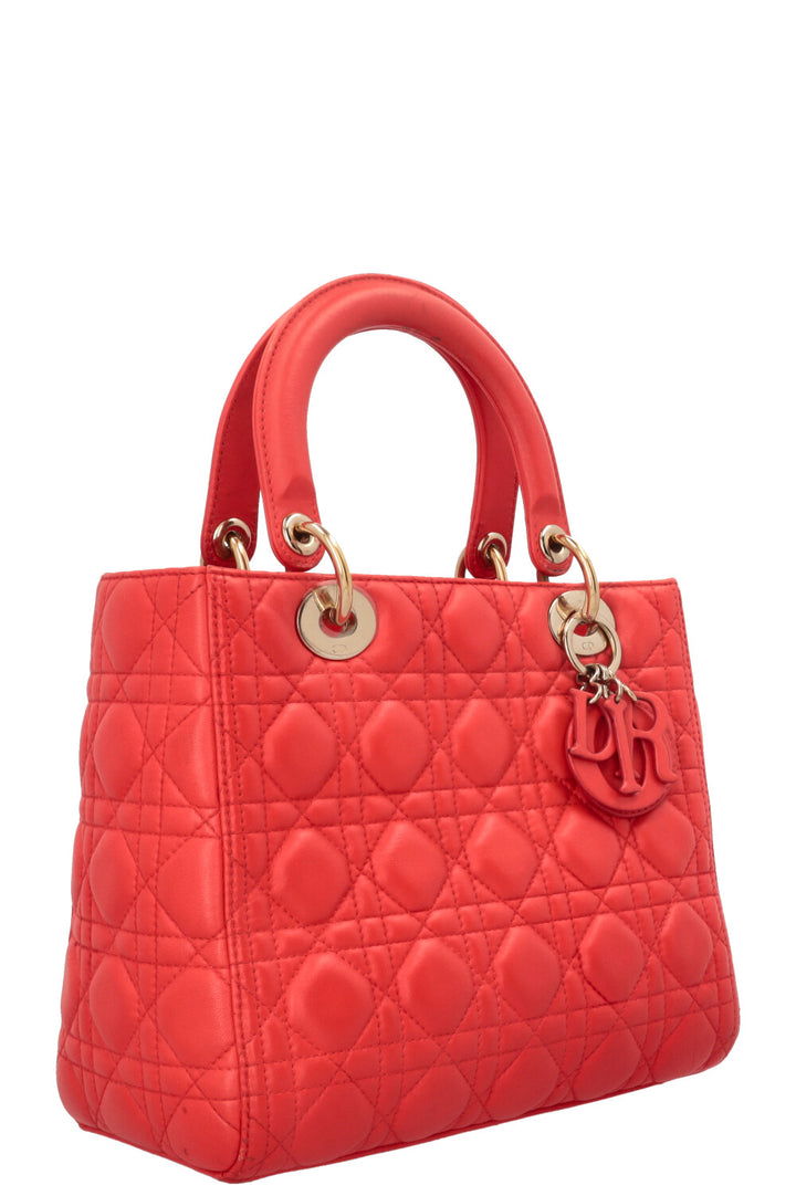 CHRISTIAN DIOR Sac Lady Dior Medium en cuir d’agneau rouge