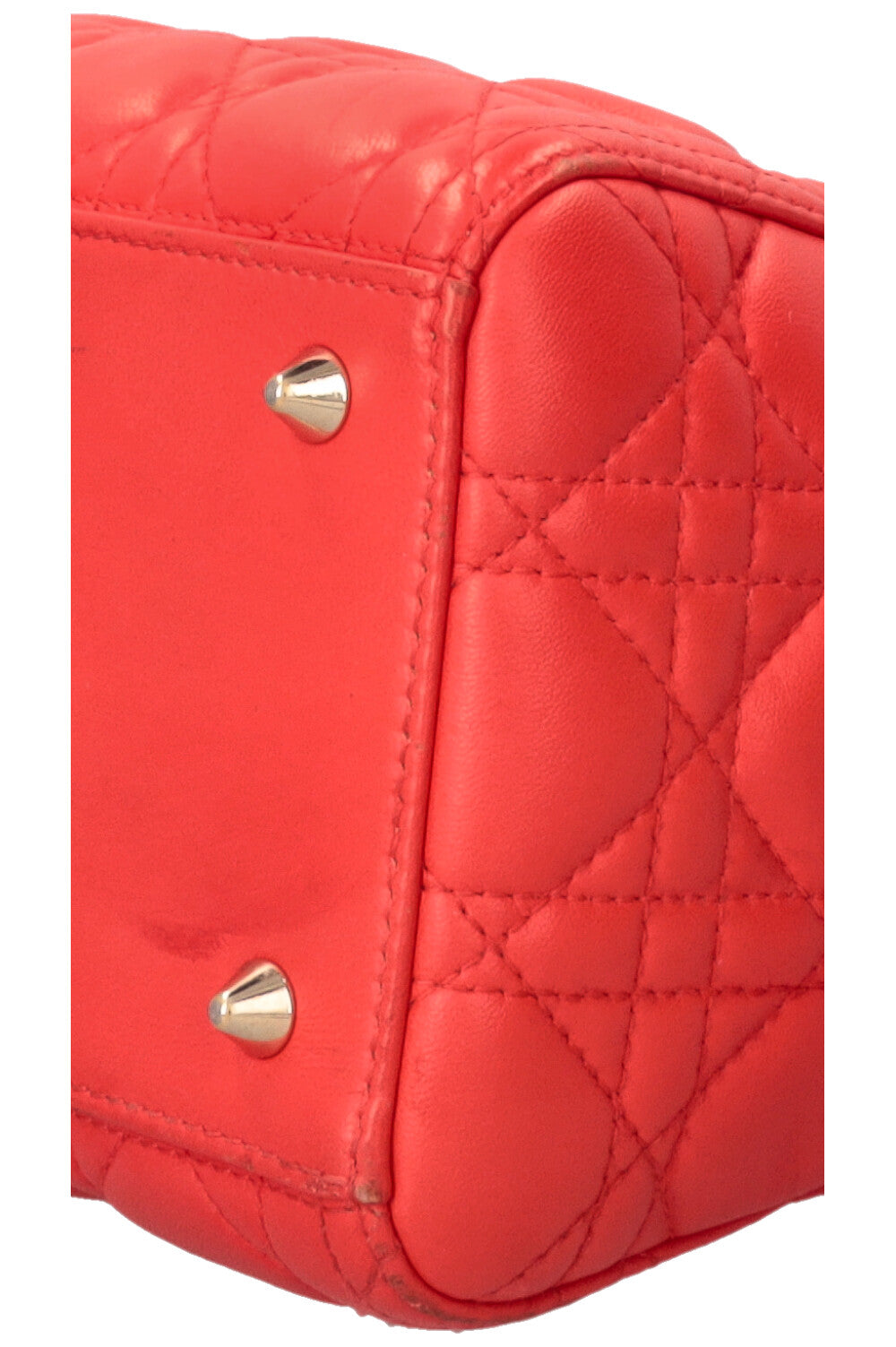 CHRISTIAN DIOR Sac Lady Dior Medium en cuir d’agneau rouge