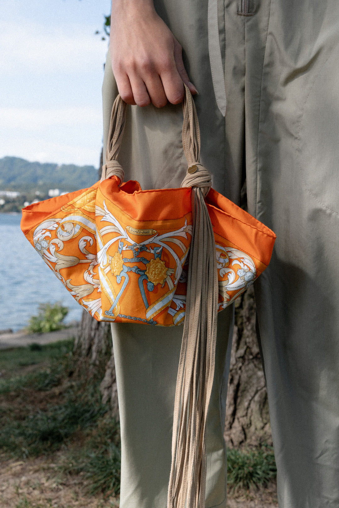 UNFOLD Hermès Silk Knot Bag Orange