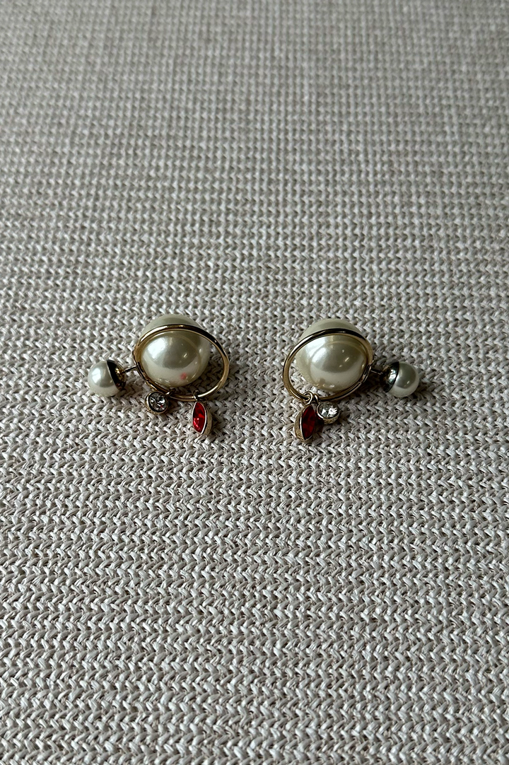 CHRISTIAN DIOR Tribale Pearl Earrings Gold