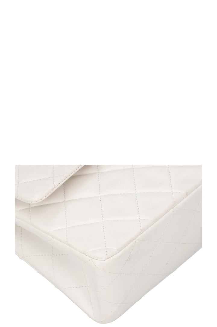 CHANEL Vintage Classic Medium Double Flap White
