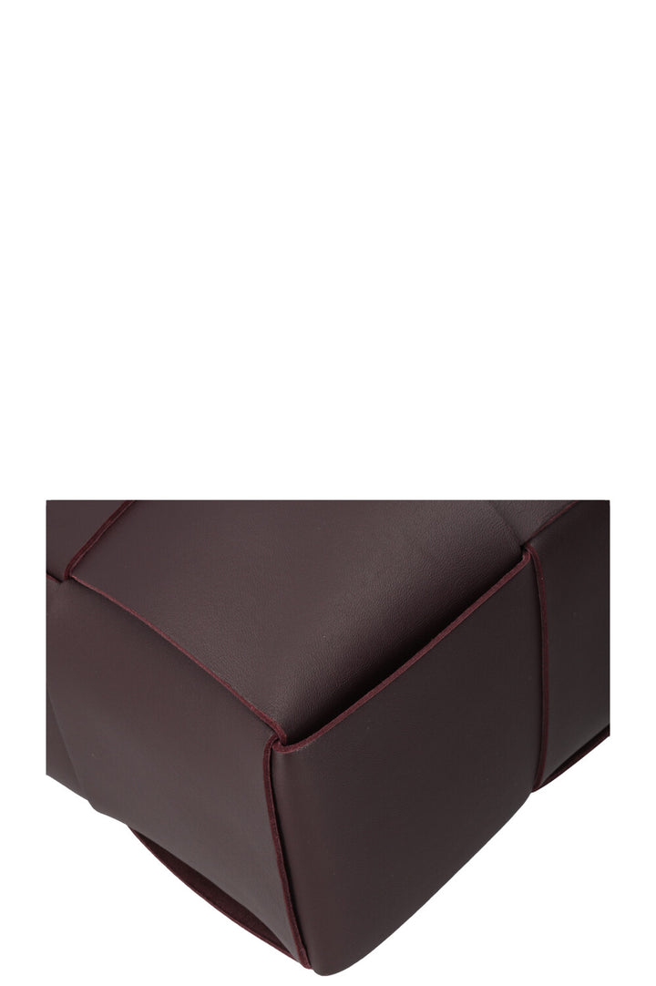 BOTTEGA VENETA Medium Arco Tote Bag Eggplant