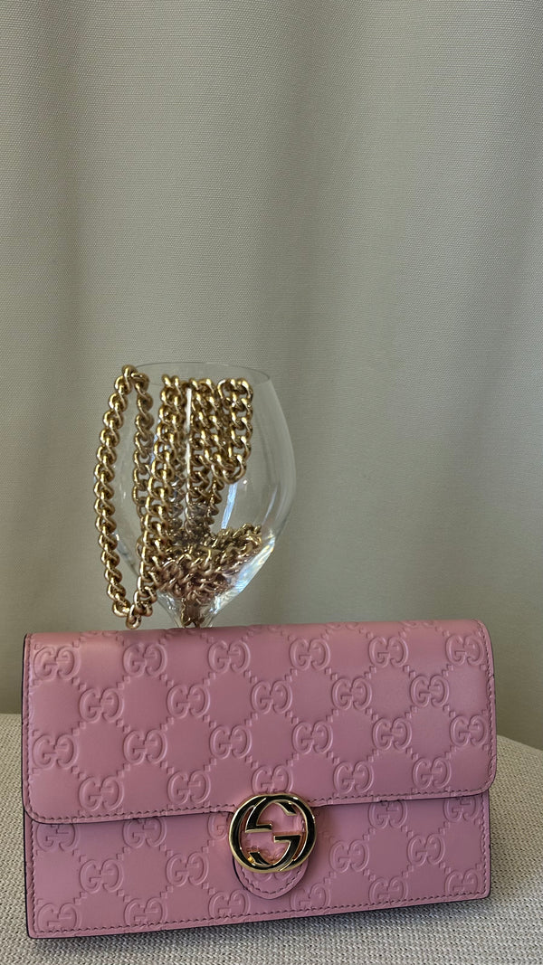 Portefeuille GUCCI à chaîne GG entrelacé rose