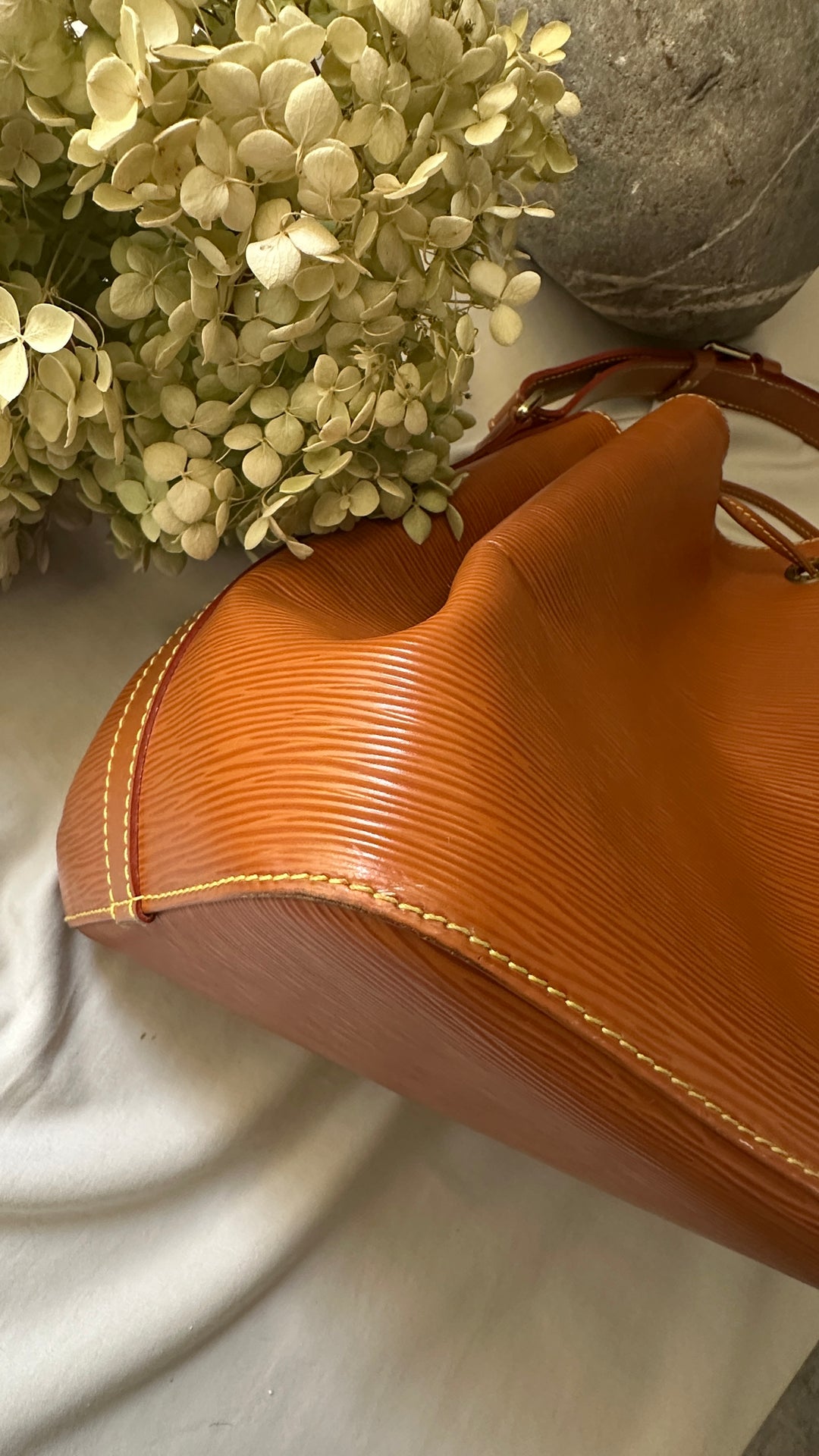 LOUIS VUITTON Petit Sac Noé Epi Brown