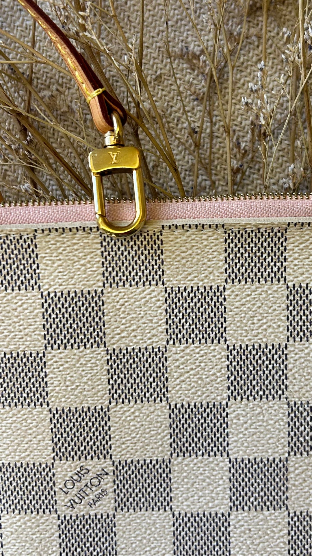 LOUIS VUITTON Neverfull Pochette Damier Azur