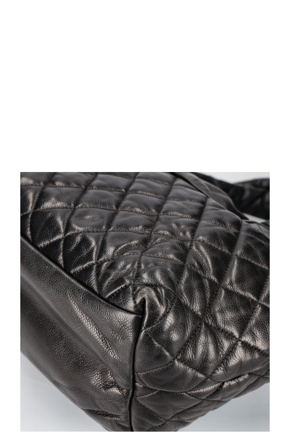 CHANEL Coco Coccoon Handbag Black