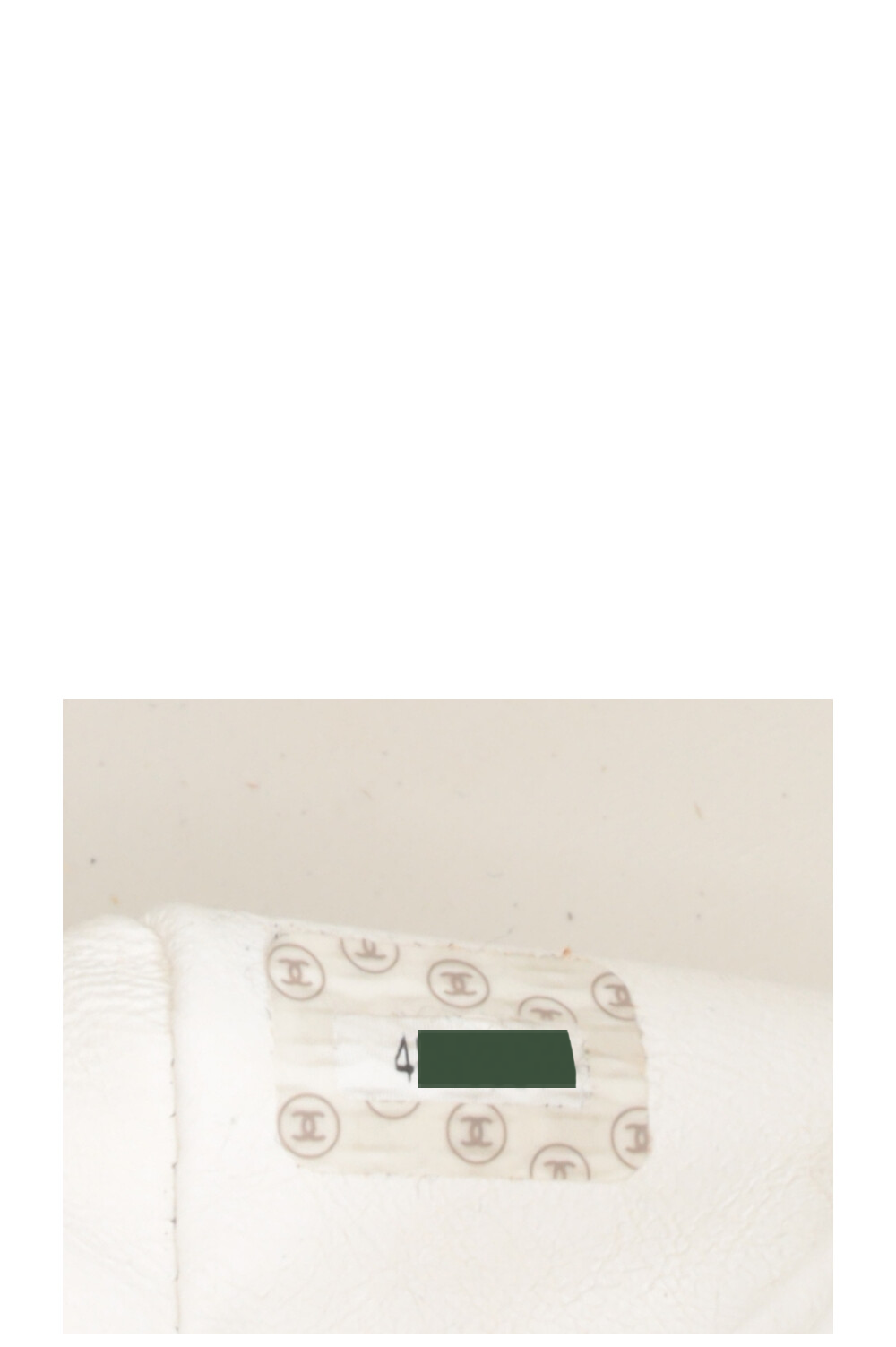 CHANEL Tote Bag Lettres Logo Blanc