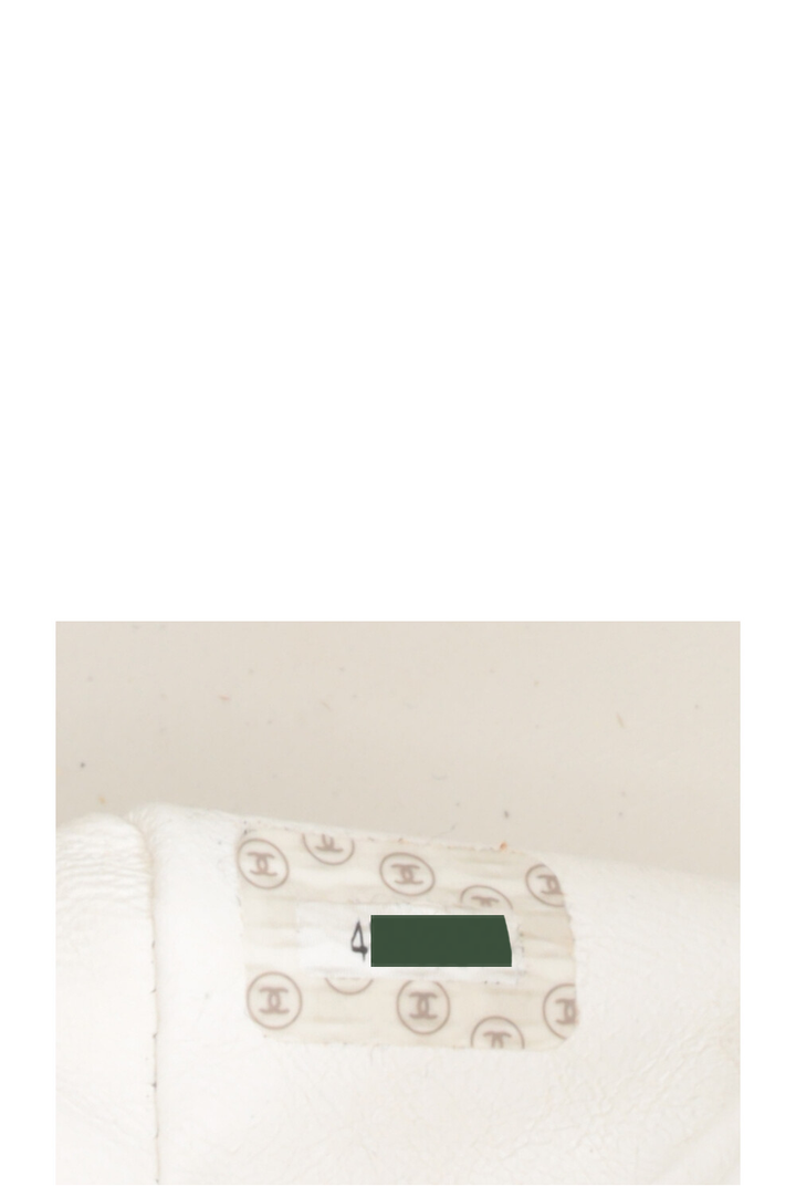 CHANEL Tote Bag Lettres Logo Blanc