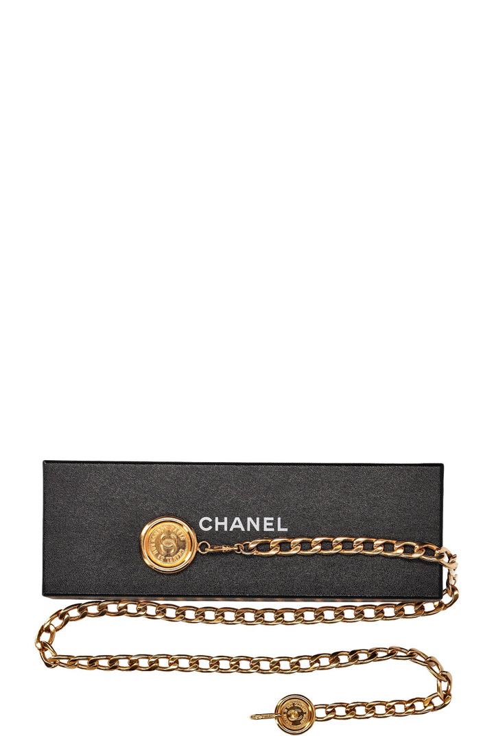 CHANEL Ceinture chaîne avec pendentif Or