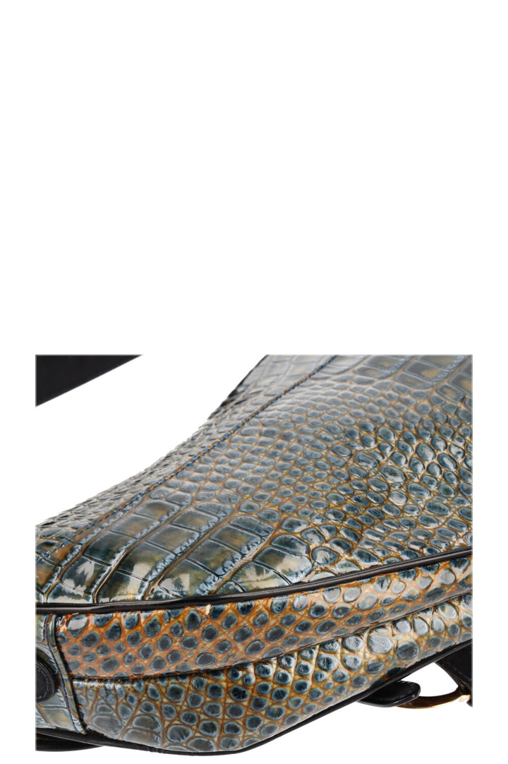 CHRISTIAN DIOR Sac Saddle Croc Embossé Émeraude